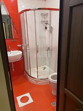 Satılır 3 otaqlı mənzil 165 m²