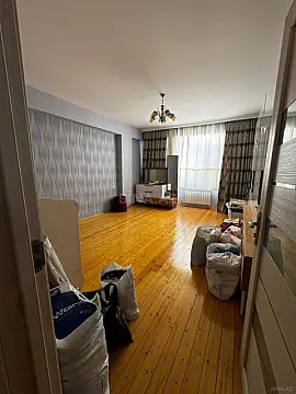 Satılır 3 otaqlı mənzil 114 m²
