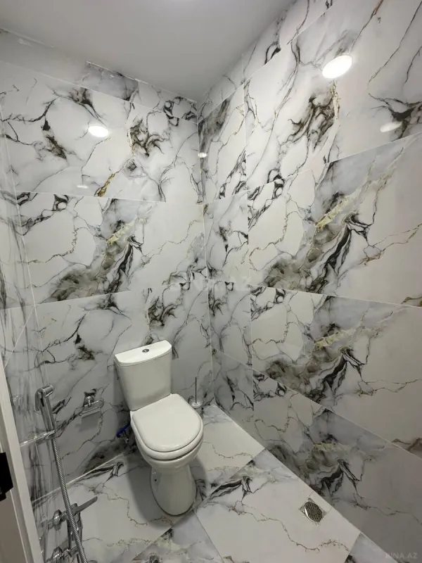 Kirayə verilir 4 otaqlı mənzil 127 m²