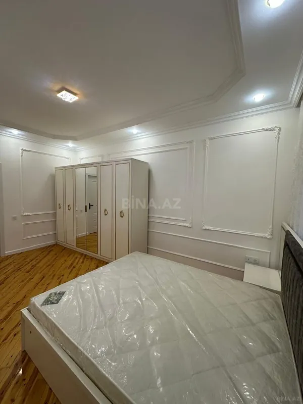 Kirayə verilir 4 otaqlı mənzil 127 m²