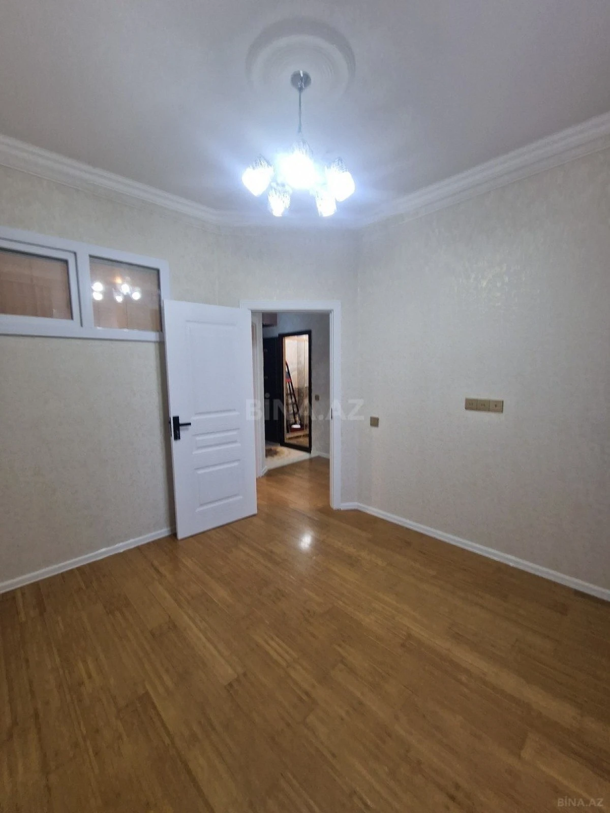 Satılır 2 otaqlı mənzil 42 m²
