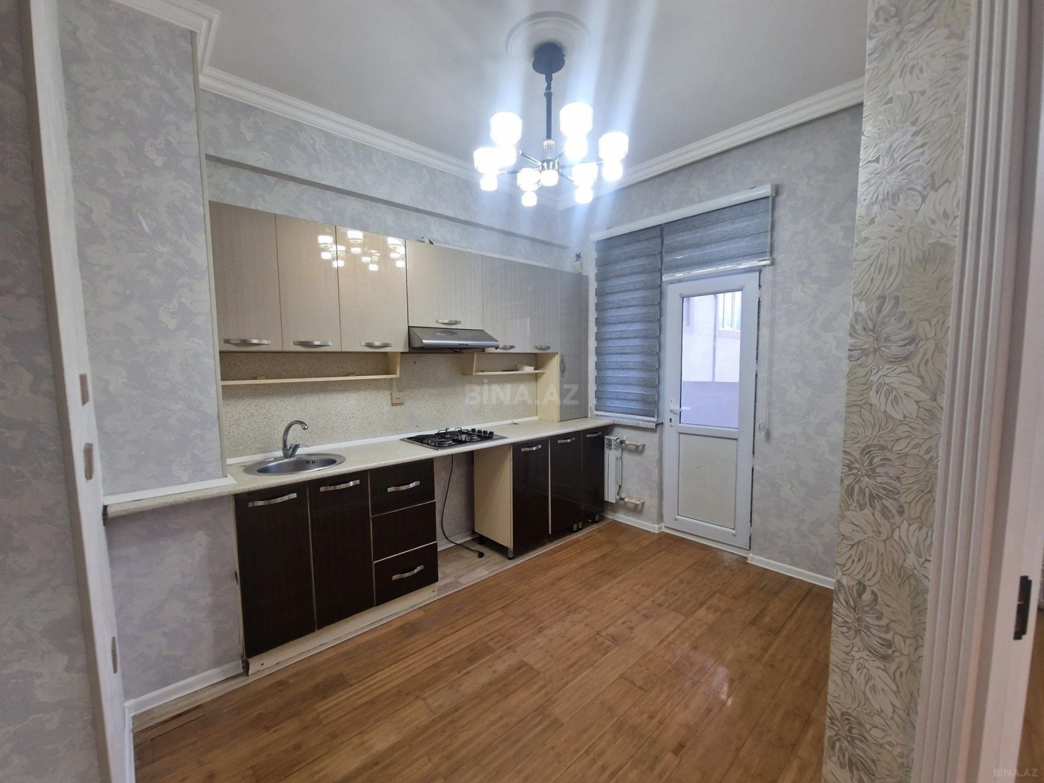 Satılır 2 otaqlı mənzil 42 m²