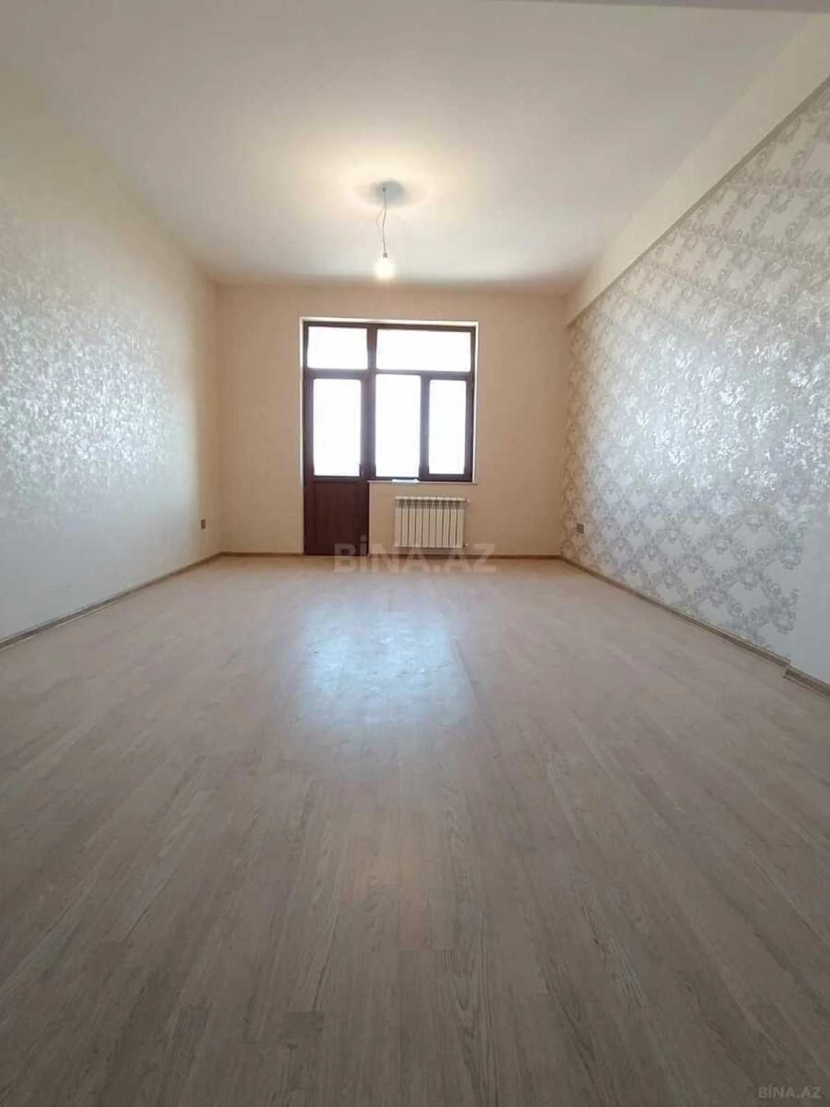Satılır 2 otaqlı mənzil 73 m²