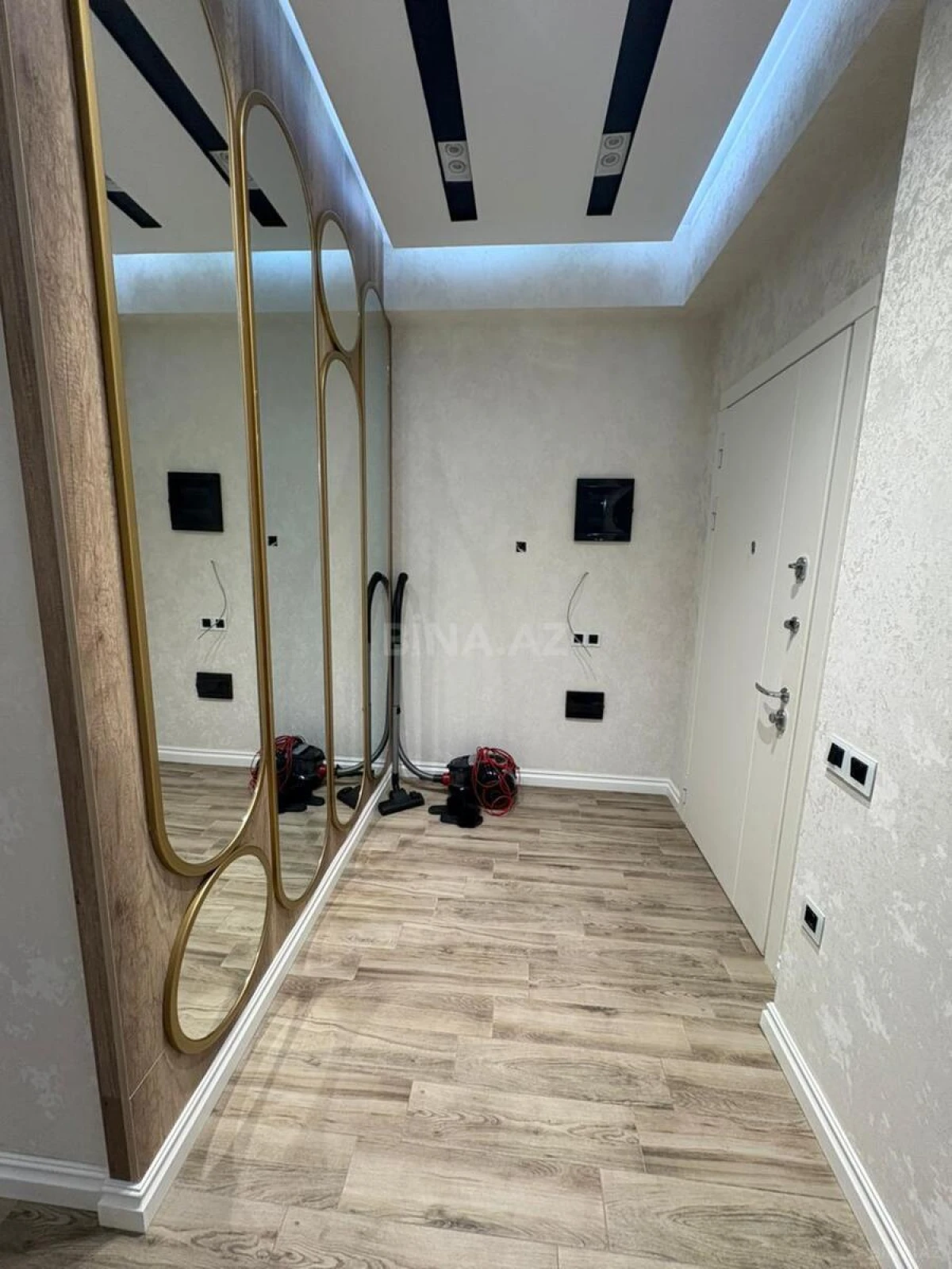 Kirayə verilir 3 otaqlı mənzil 100 m²