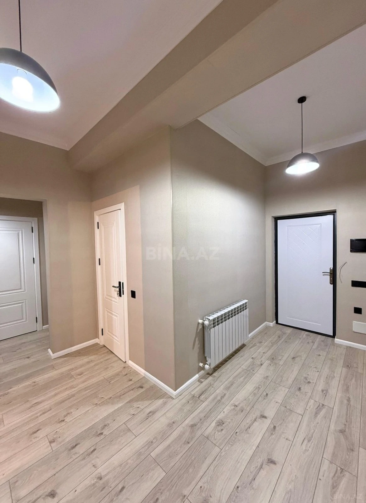 Satılır 3 otaqlı mənzil 92 m²