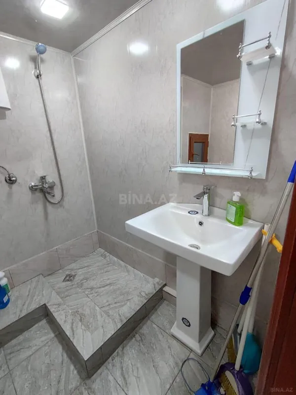 Kirayə verilir 1 otaqlı mənzil 60 m²
