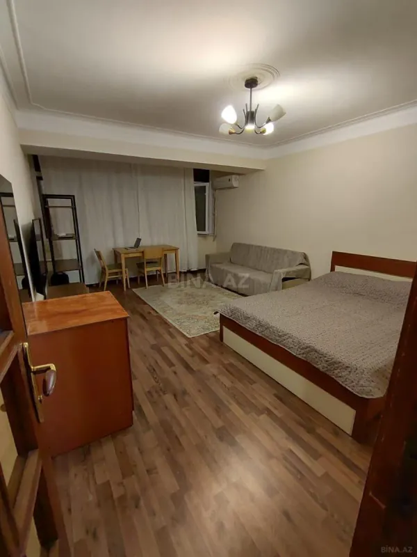 Kirayə verilir 1 otaqlı mənzil 60 m²