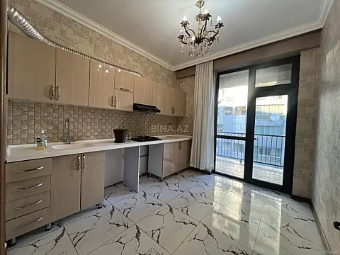 Satılır 3 otaqlı mənzil 105 m²