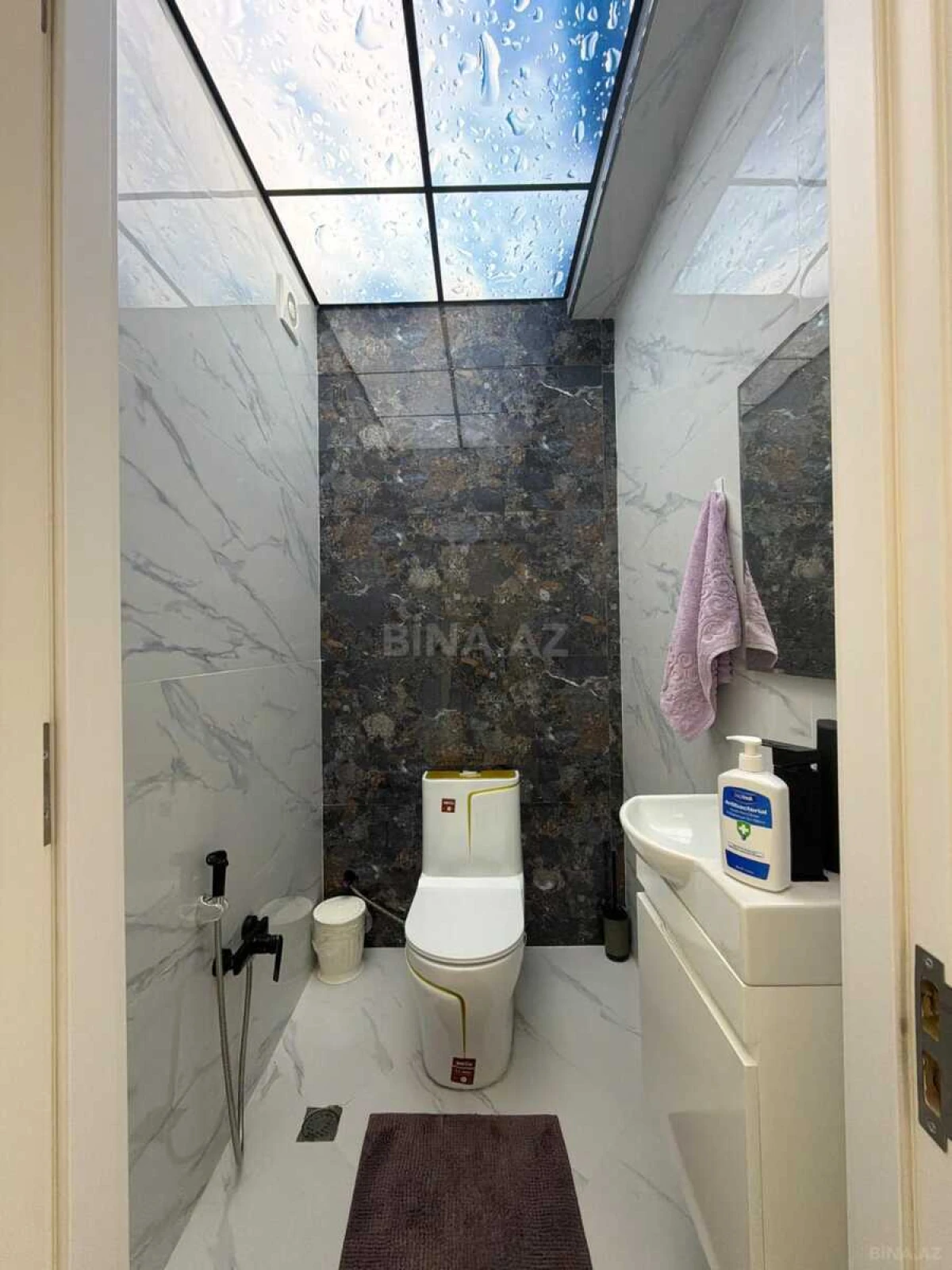 Satılır 2 otaqlı mənzil 100 m²