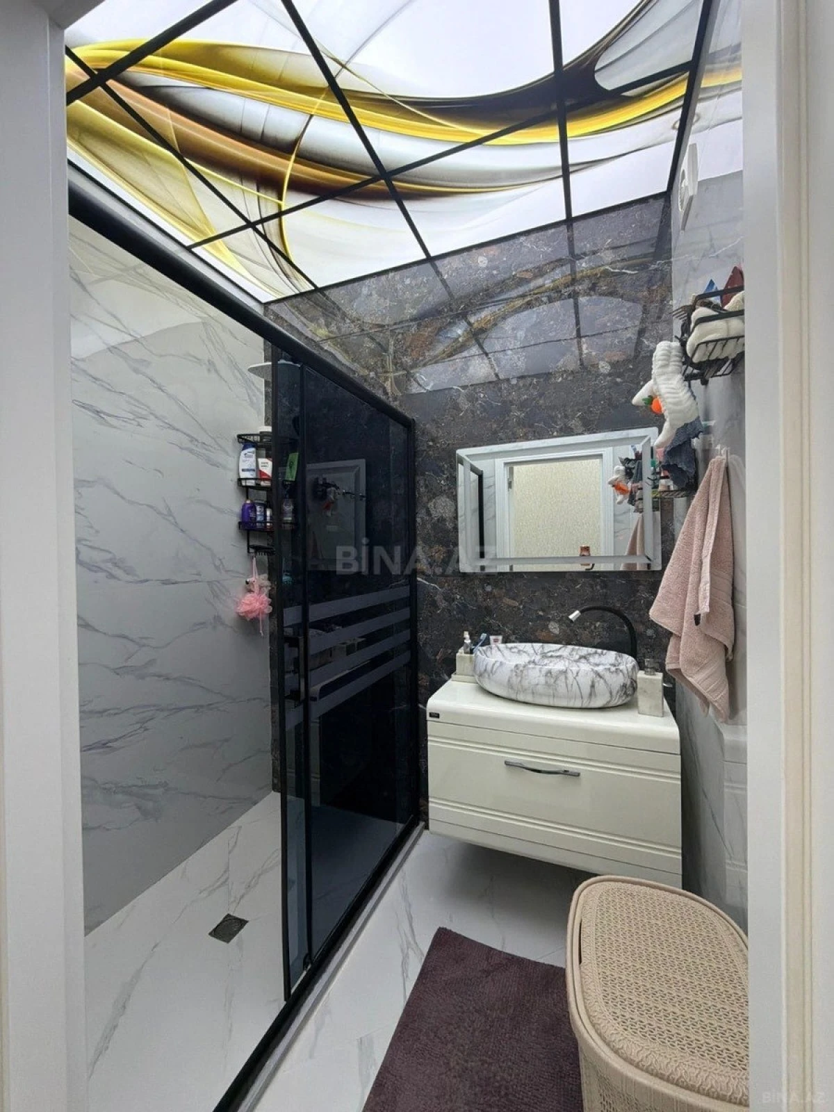 Satılır 2 otaqlı mənzil 100 m²