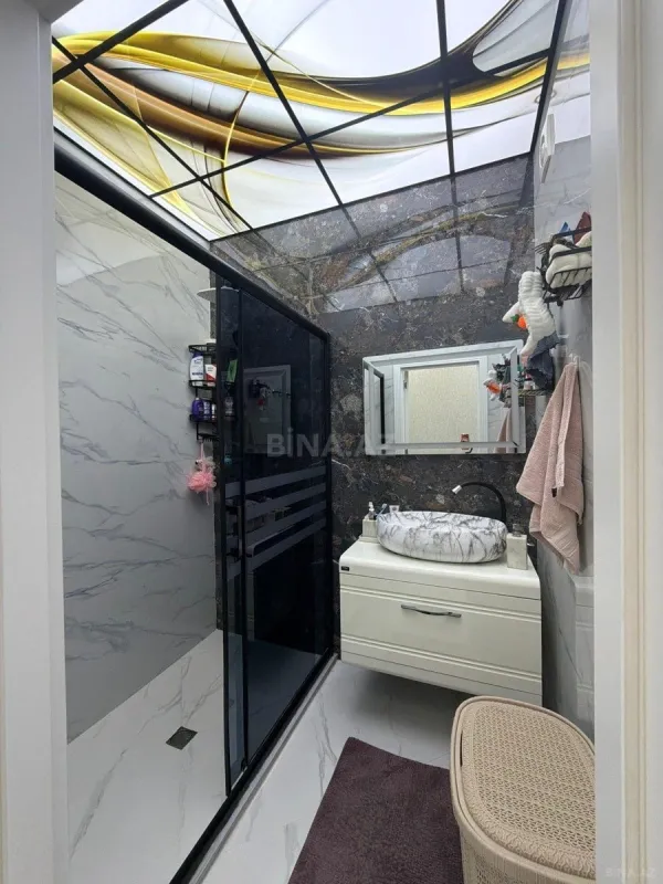 Satılır 2 otaqlı mənzil 100 m²