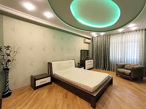 Kirayə verilir 3 otaqlı mənzil 220 m²