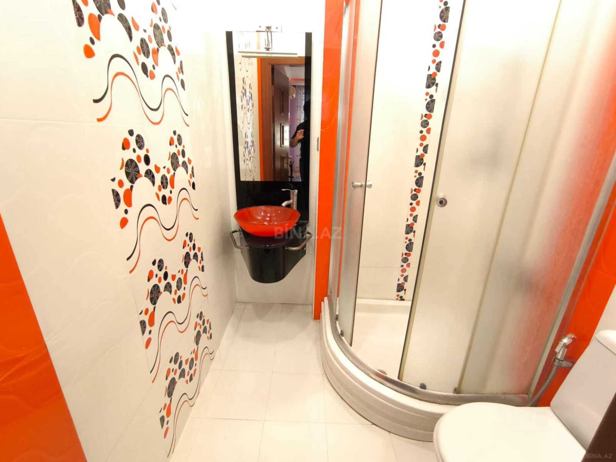 Kirayə verilir 3 otaqlı mənzil 220 m²