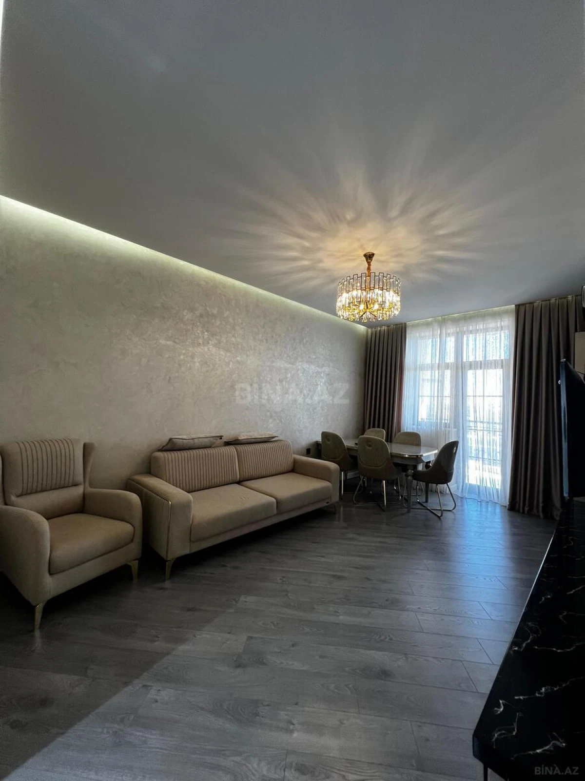 Kirayə verilir 3 otaqlı mənzil 100 m²