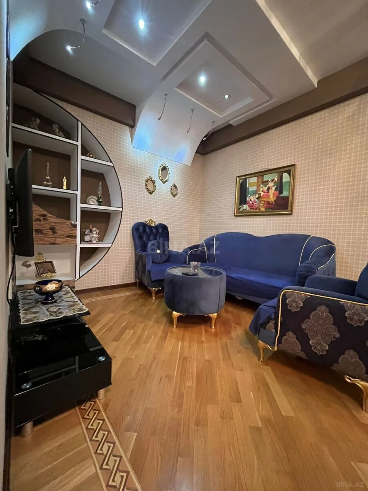 Satılır 4 otaqlı mənzil 170 m²