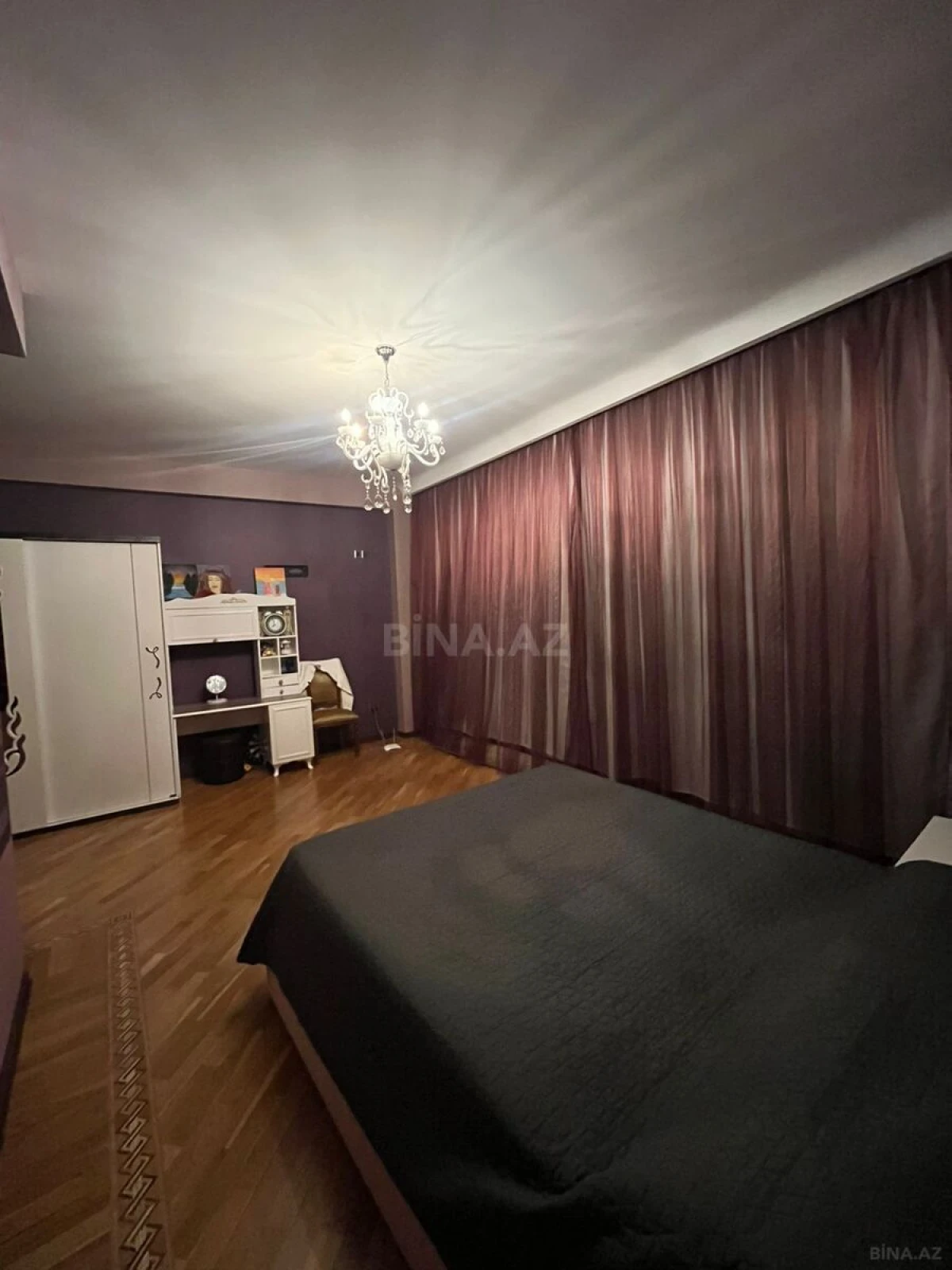 Satılır 4 otaqlı mənzil 170 m²
