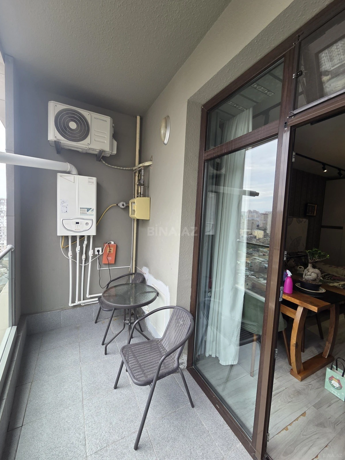 Satılır 2 otaqlı mənzil 66 m²