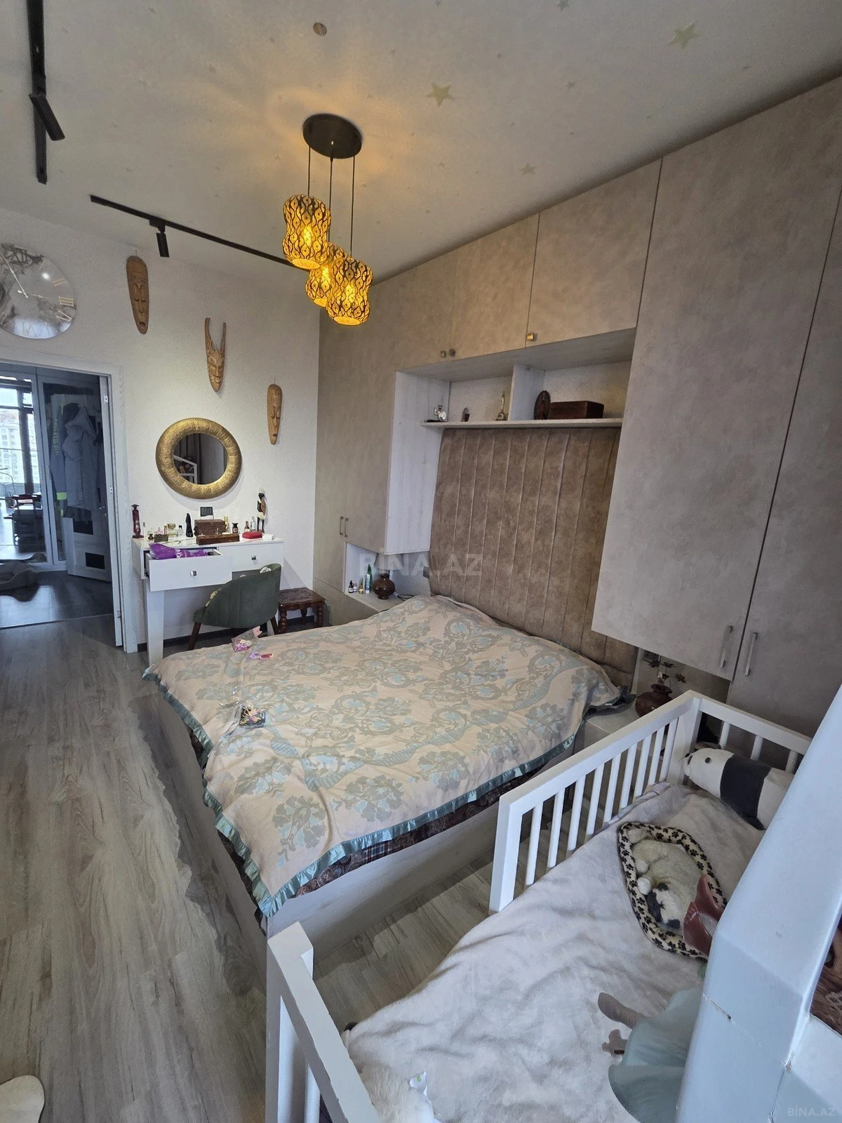 Satılır 2 otaqlı mənzil 66 m²