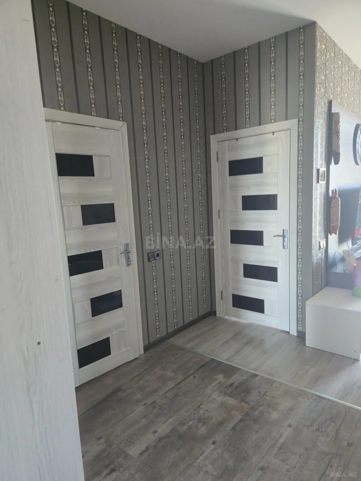 Satılır 2 otaqlı mənzil 66 m²