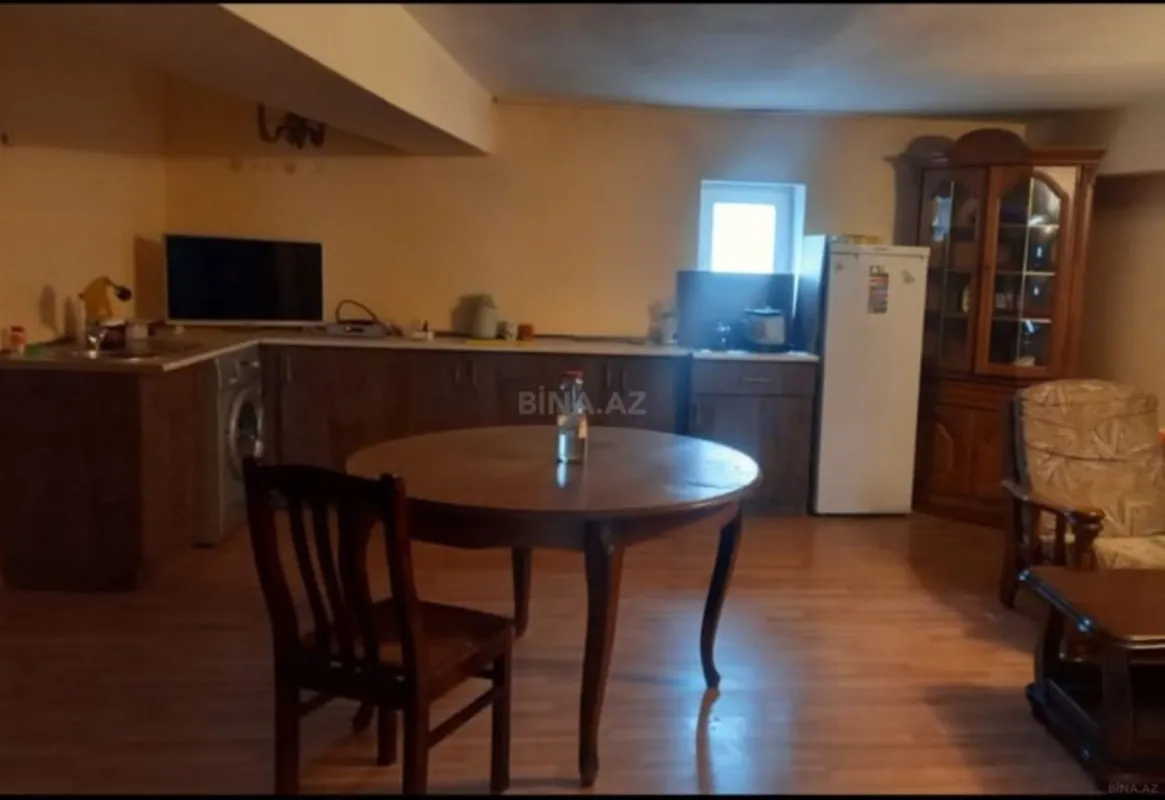 Kirayə verilir 3 otaqlı mənzil 90 m²