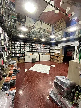 Satılır obyekt 233 m²