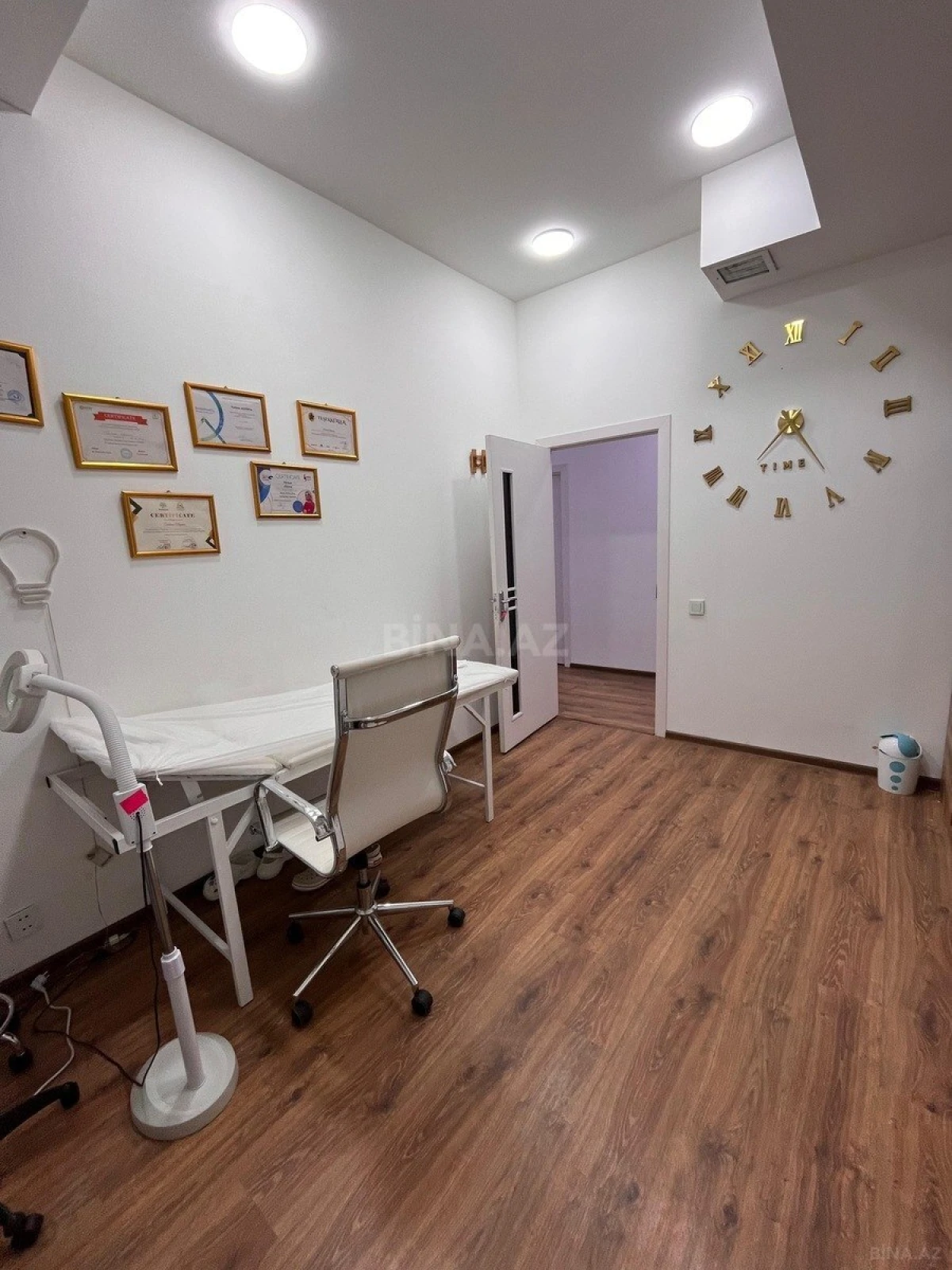 Kirayə verilir 1 otaqlı ofis 15 m²