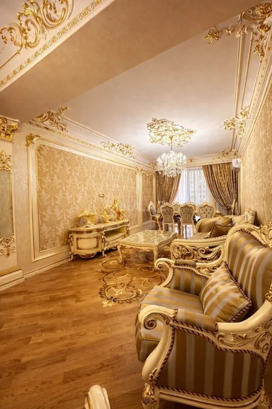 Satılır 4 otaqlı mənzil 172 m²