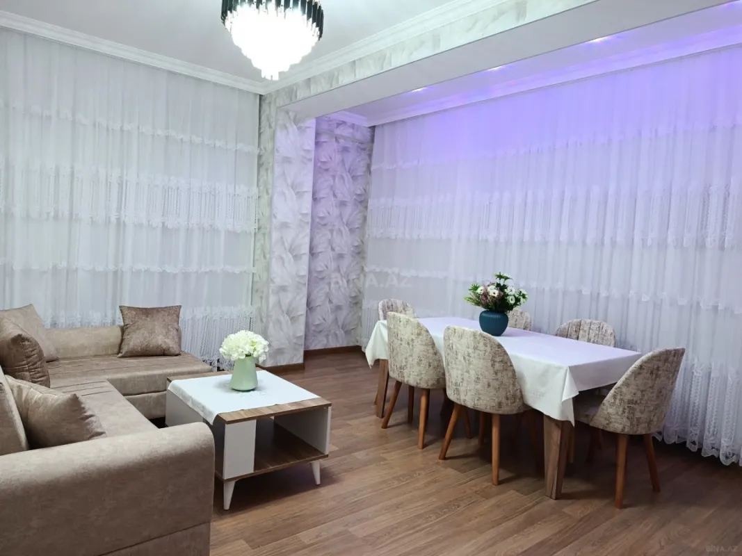 Kirayə verilir 2 otaqlı mənzil 70 m²