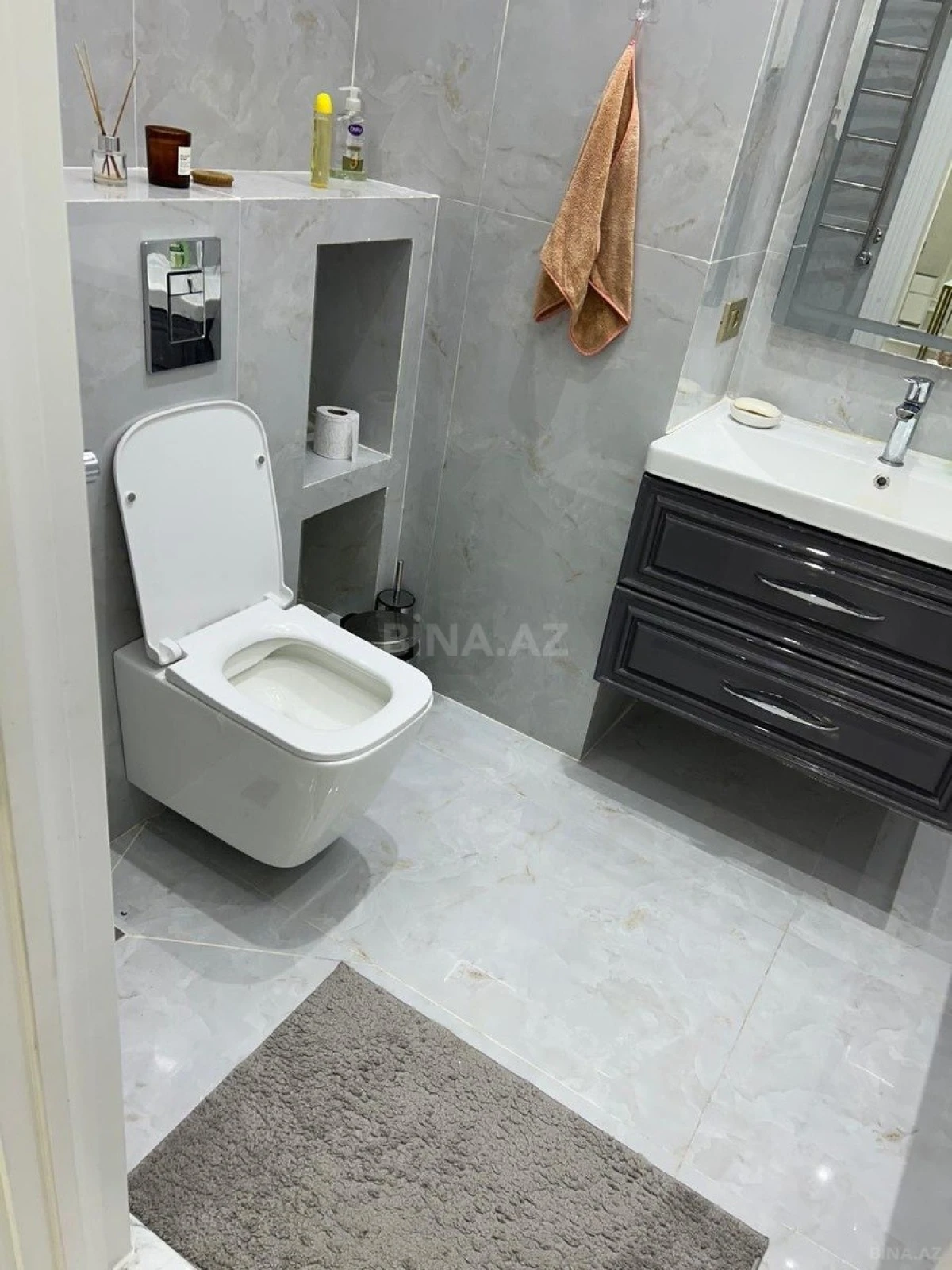 Satılır 3 otaqlı mənzil 129 m²