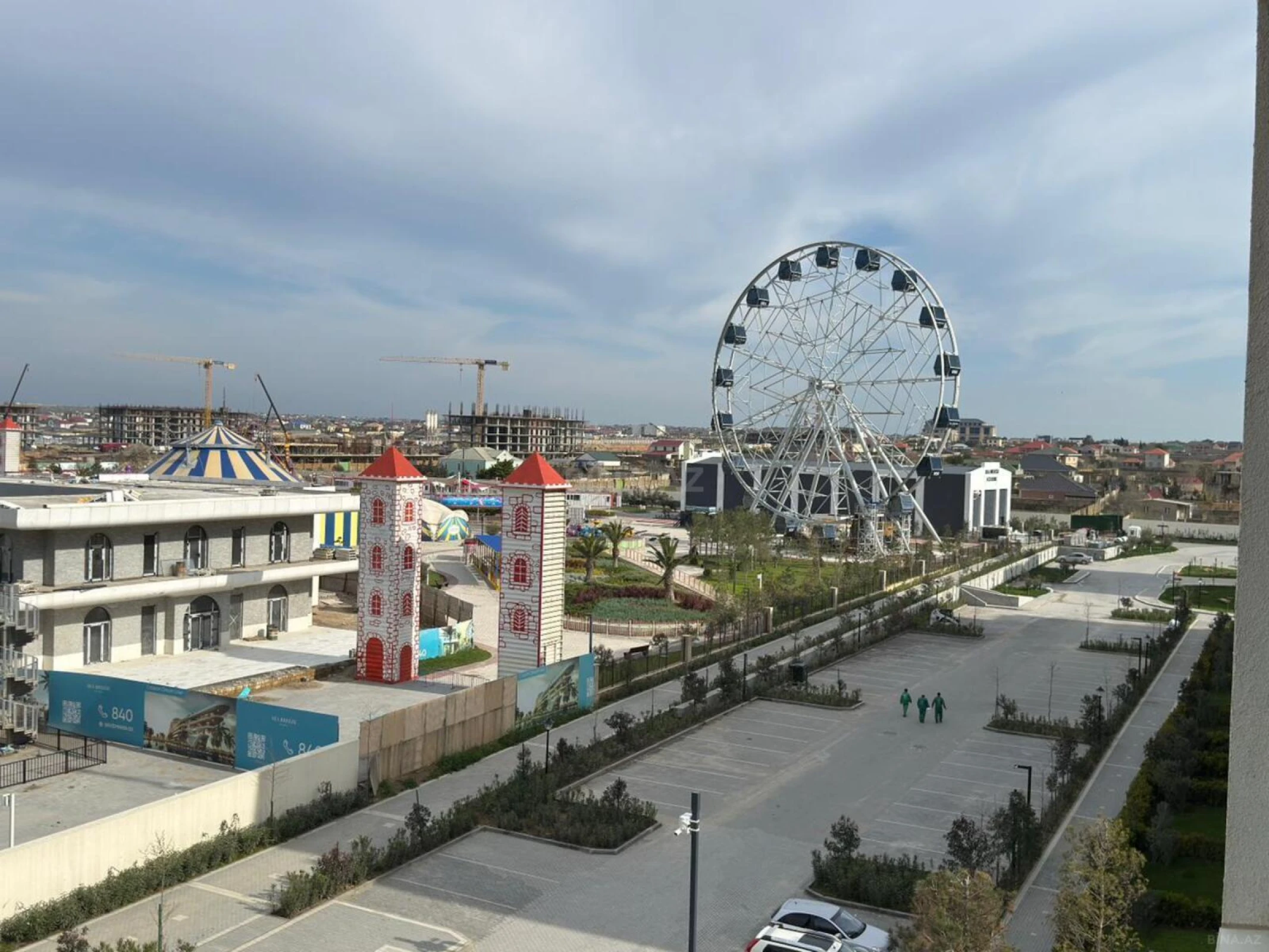 Satılır 2 otaqlı mənzil 100 m²