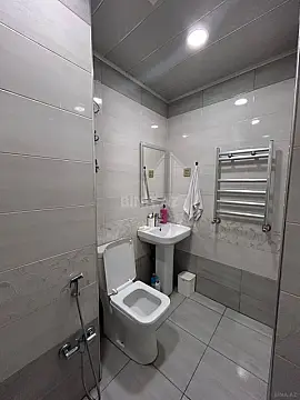 Satılır 2 otaqlı mənzil 49 m²