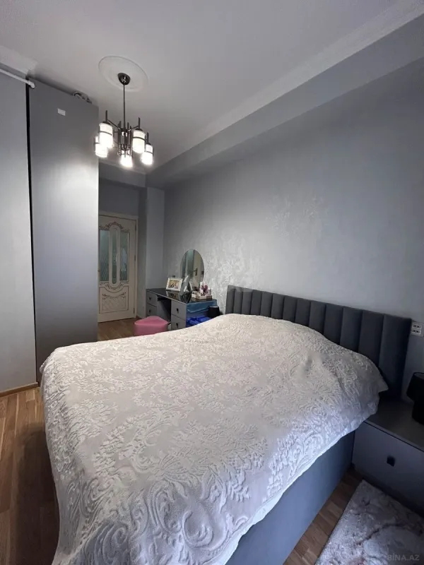 Satılır 2 otaqlı mənzil 49 m²