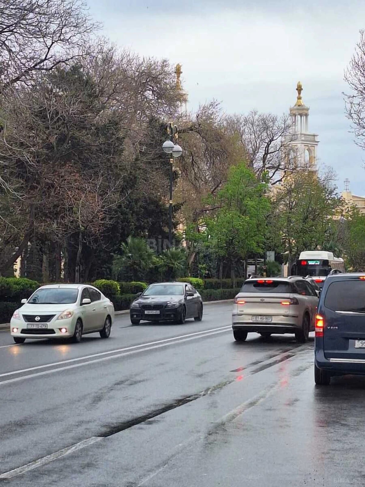 Satılır 2 otaqlı mənzil 60 m²