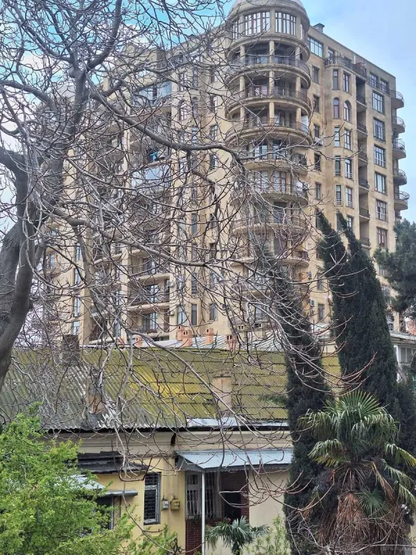 Satılır 2 otaqlı mənzil 60 m²