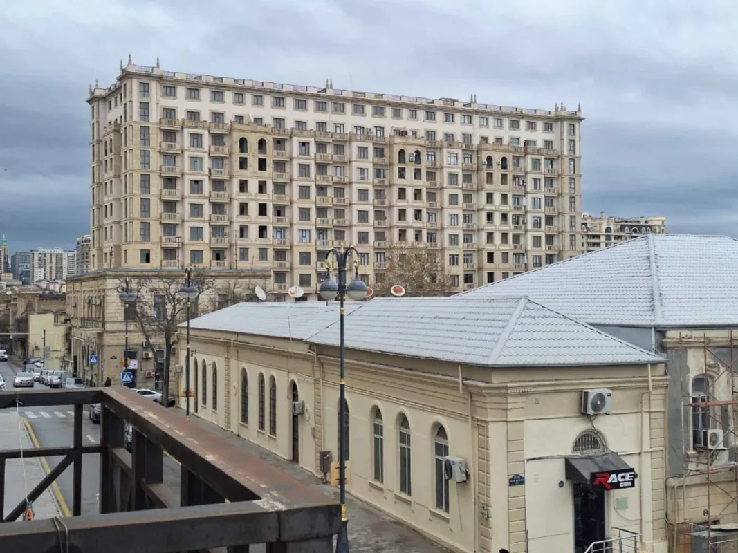 Satılır 2 otaqlı mənzil 60 m²