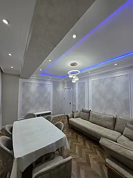 Kirayə verilir 2 otaqlı mənzil 70 m²