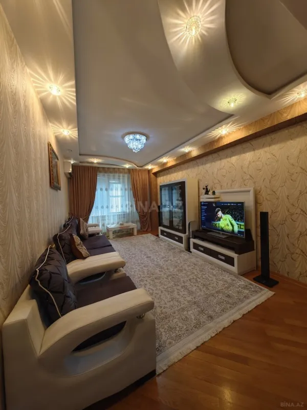 Satılır 3 otaqlı mənzil 114.9 m²