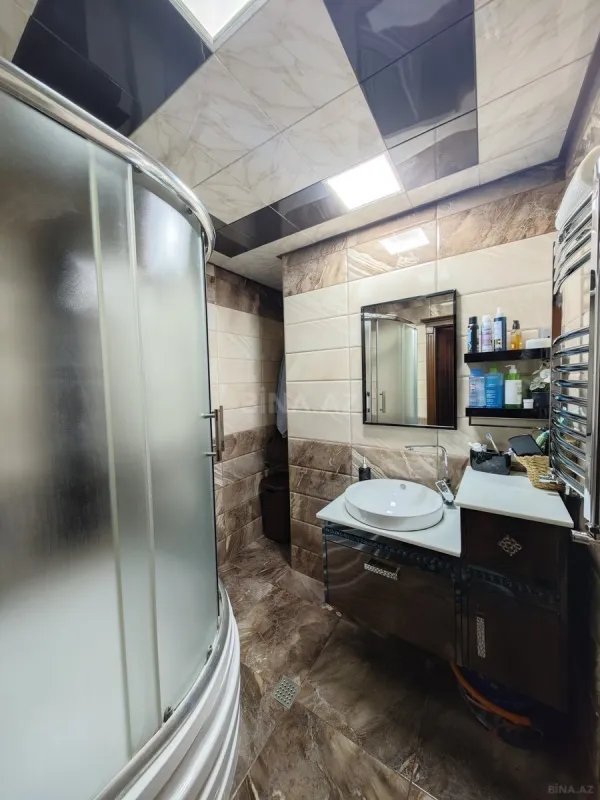 Satılır 3 otaqlı mənzil 114.9 m²