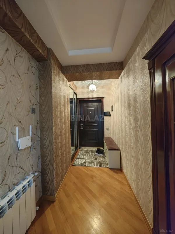 Satılır 3 otaqlı mənzil 114.9 m²