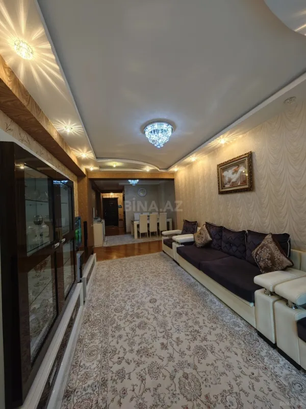 Satılır 3 otaqlı mənzil 114.9 m²