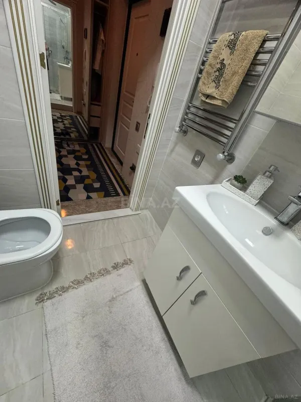 Satılır 2 otaqlı mənzil 60 m²