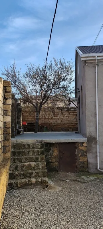 Satılır 3 otaqlı həyət evi 100 m²