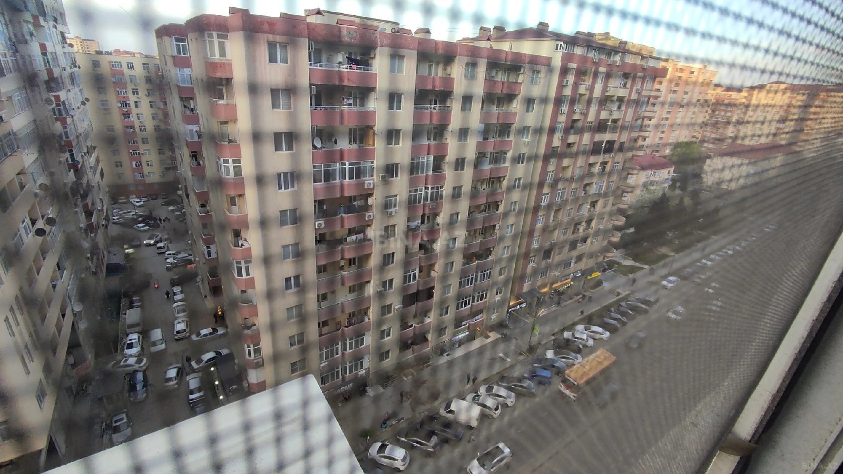 Satılır 3 otaqlı mənzil 67 m²