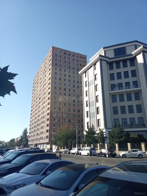 Satılır 2 otaqlı mənzil 70 m²