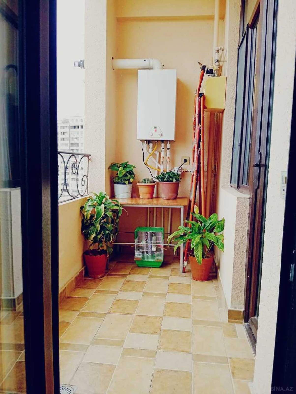 Satılır 2 otaqlı mənzil 70 m²