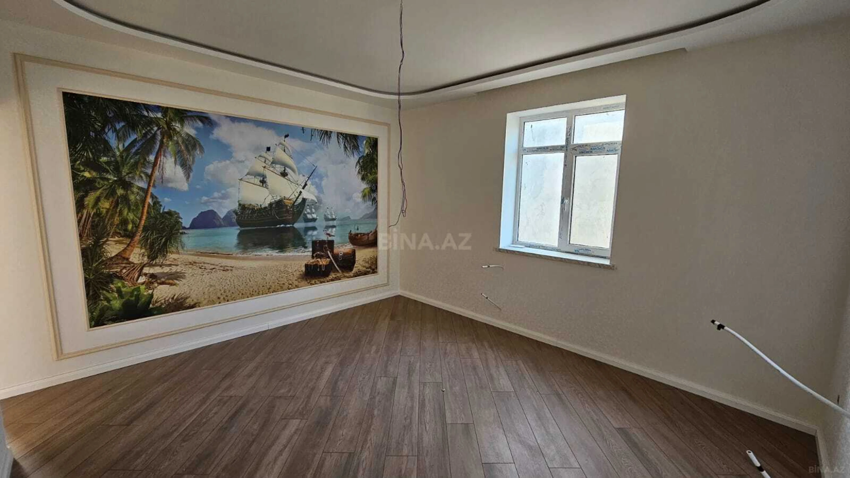 Satılır 5 otaqlı həyət evi 180 m²