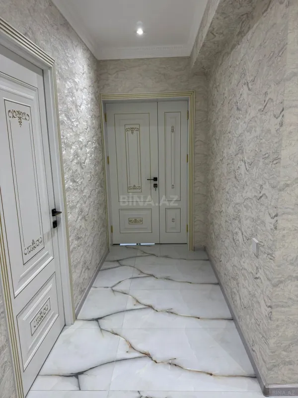 Satılır 3 otaqlı mənzil 120 m²