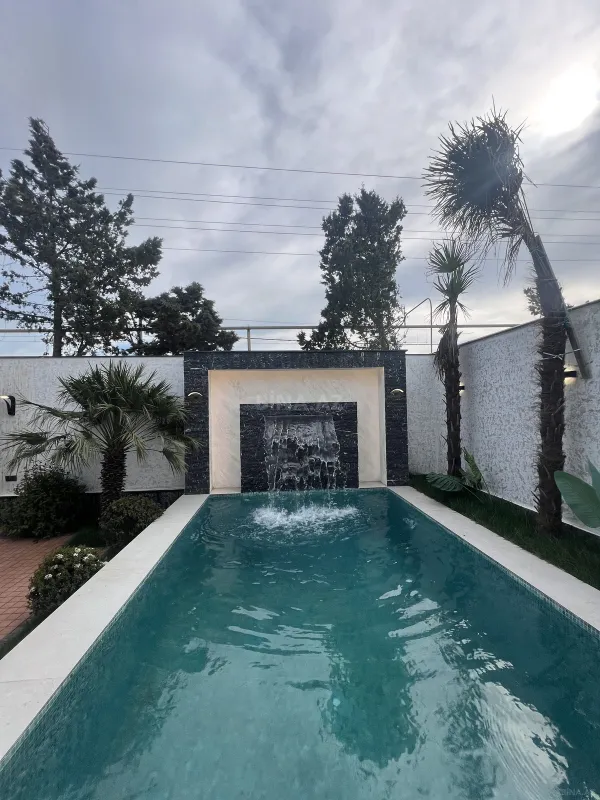 Satılır 4 otaqlı həyət evi 150 m²