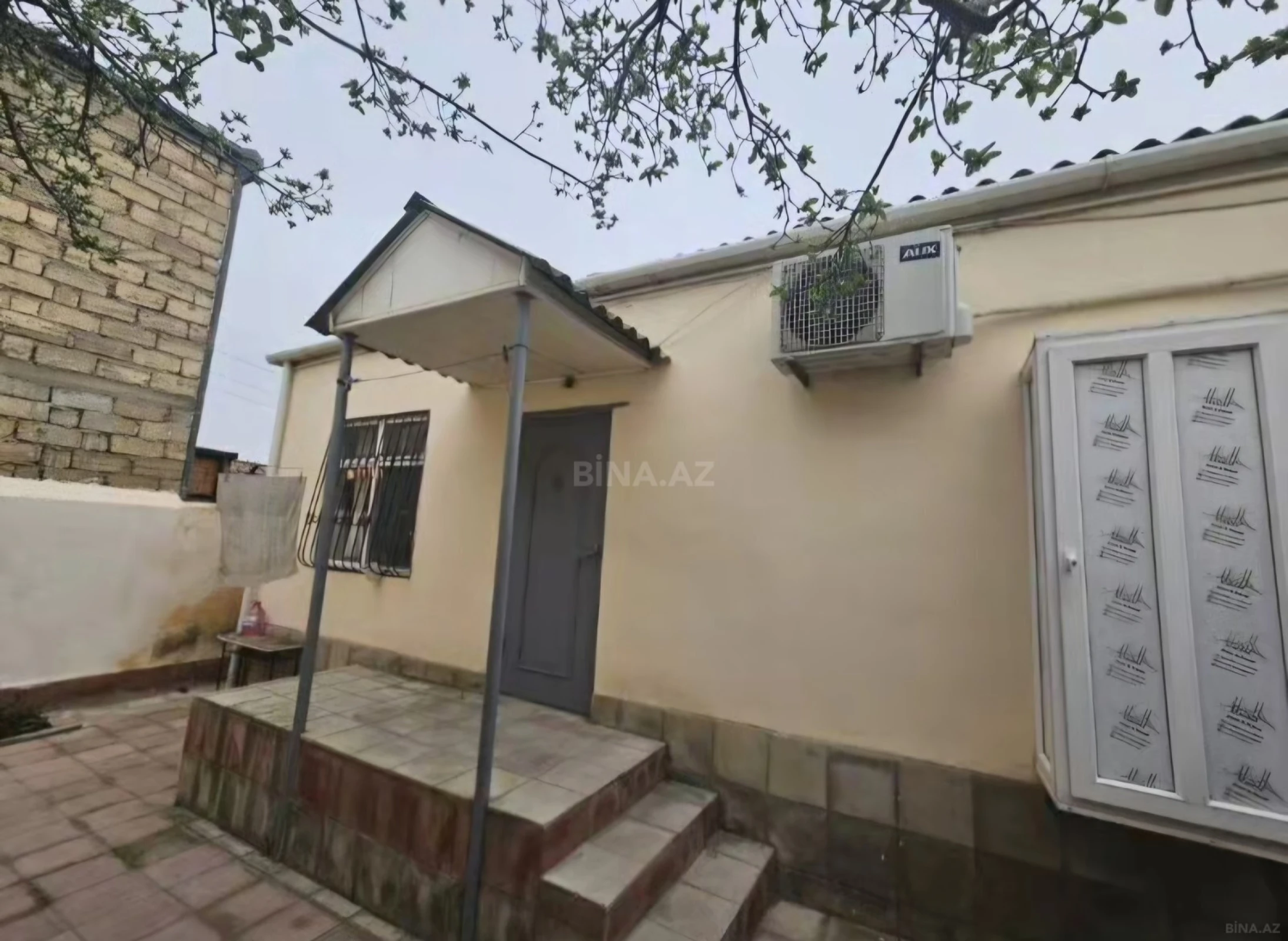 Satılır 2 otaqlı həyət evi 50 m²