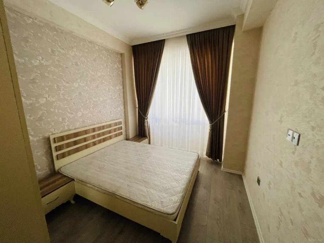 Kirayə verilir 2 otaqlı mənzil 60 m²